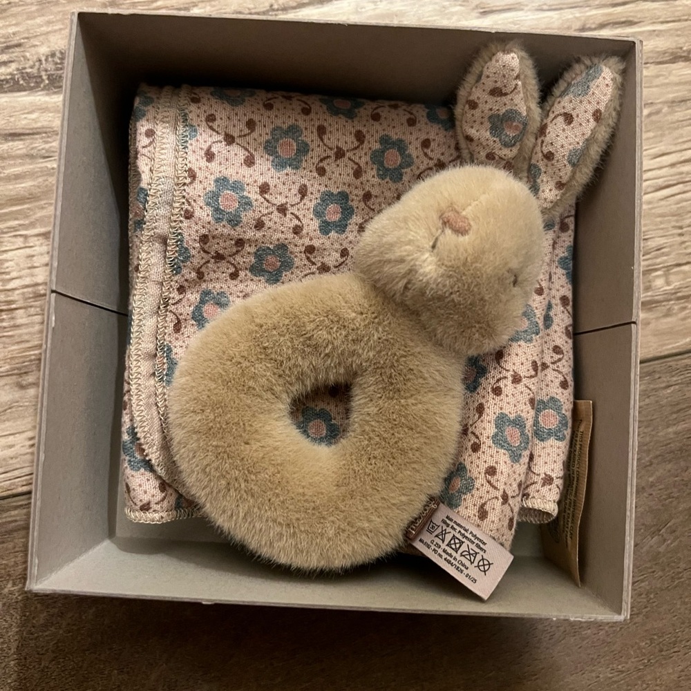 Maileg Bunny Rattle Set- Cream Peach